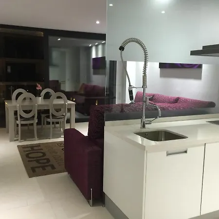 Aqua Luxury Suites Los Cristianos Apartment